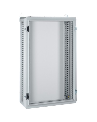 Шкаф распределительный Legrand 020452 в Чите Щиты электрические Pintop.ru